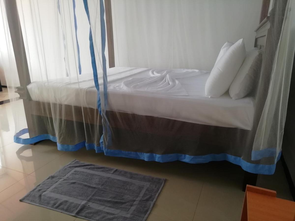 Rainbow Beach Resort Ambalangoda  Luaran gambar